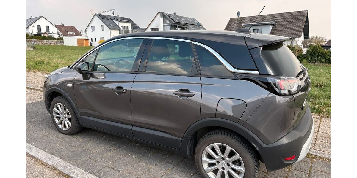 Opel Crossland (X) 31.000 km 17.499 &euro; Tiefenbronn 75233