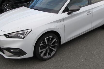 Seat Leon 81.000 km 18.800 &euro; Hüttenberg 35625