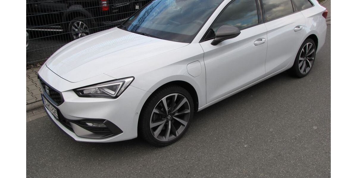 Seat Leon 81.000 km 18.800 &euro; Hüttenberg 35625