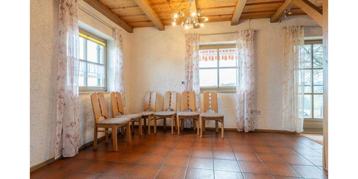Einfamilienhaus Salzweg - 4 Zimmer, 150 m&sup2;, 350.000&euro; | Angebot:25749269
