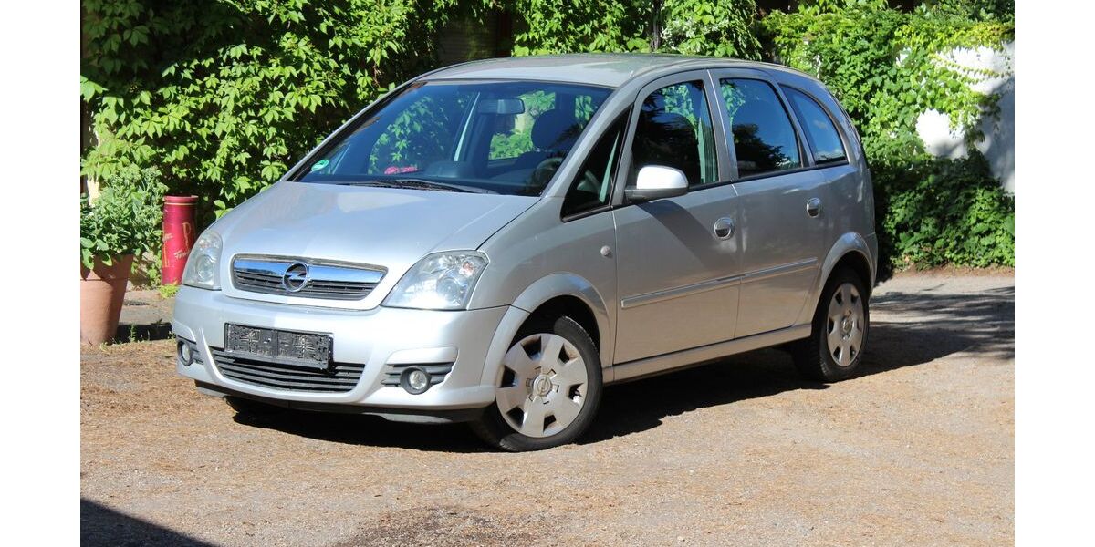 Opel Meriva 58.000 km 3.999 &euro; Berlin 10317