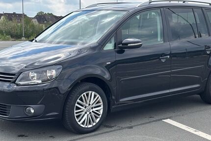 VW Touran 179.000 km 9.397 &euro; Marktredwitz 95615