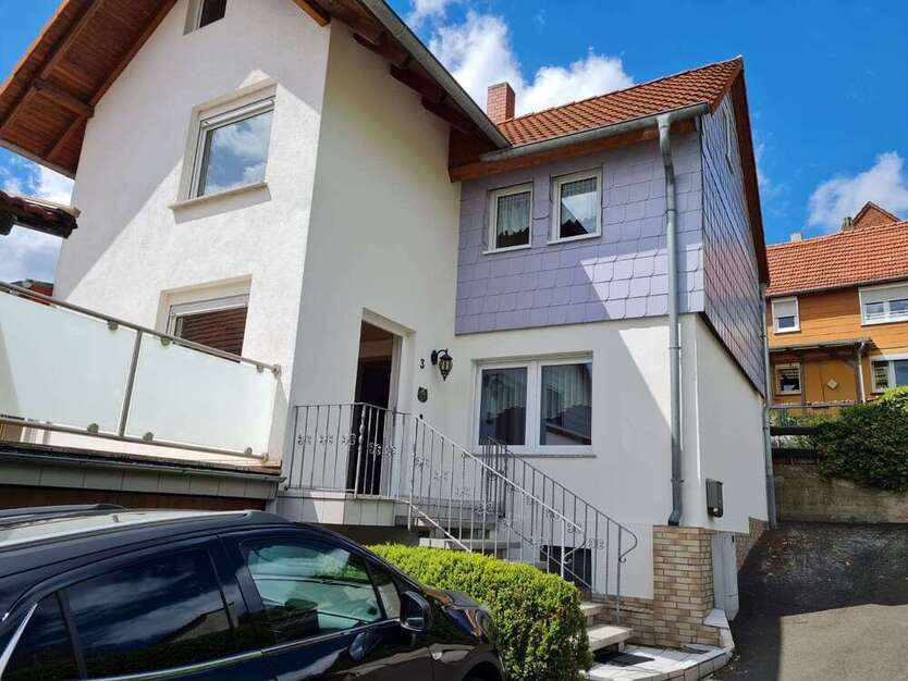 Haus zum Mieten in Bad Hersfeld-Asbach 1.200 € 120 m² 3 zimmer