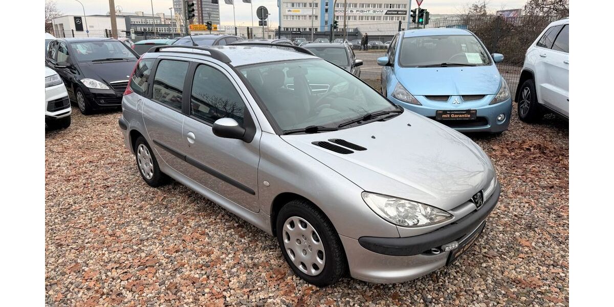 Peugeot 206 116.373 km 2.500 &euro; Potsdam 14480