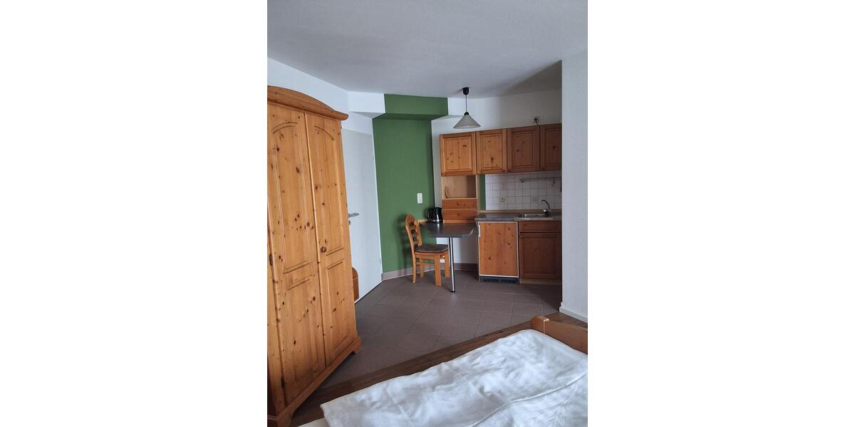 Etagenwohnung Windelsbach - 1 Zimmer, 30 m&sup2;, 300&euro; | Angebot:26049282