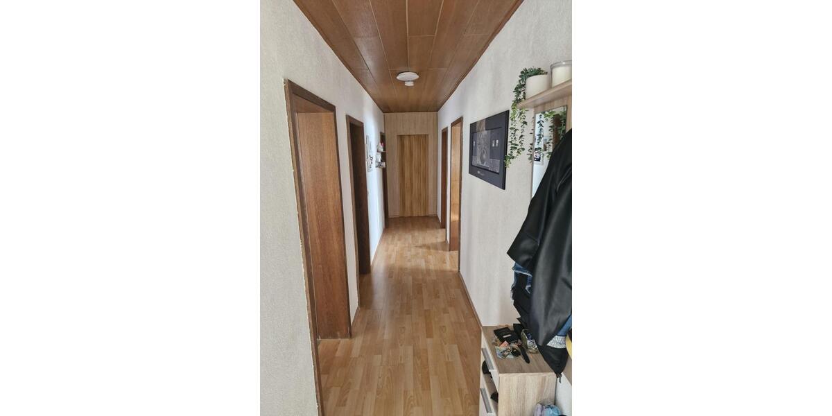 Erdgeschoßwohnung Reiskirchen - 3 Zimmer, 90 m&sup2;, 900&euro; | Angebot:26033448