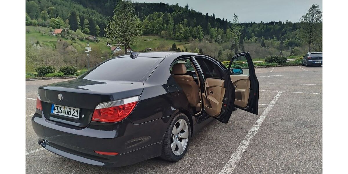 BMW 520 268.000 km 4.350 &euro; Freudenstadt 72270