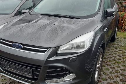 Ford Kuga 140.000 km 11.900 € München 81243