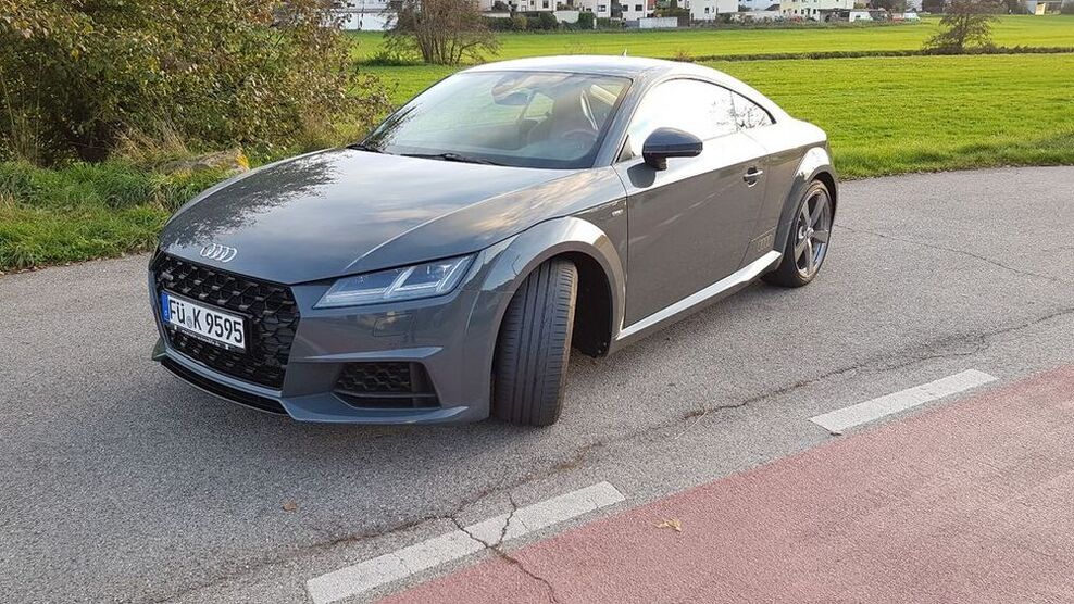 TT
