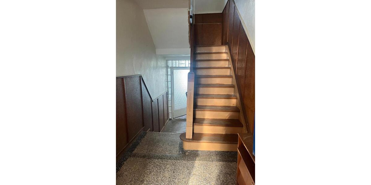 Einfamilienhaus Burghaun - 5 Zimmer, 180 m&sup2;, 149.000&euro; | Angebot:27054032