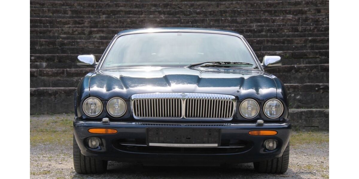Jaguar Daimler 235.000 km 14.999 € Heppenheim 64646
