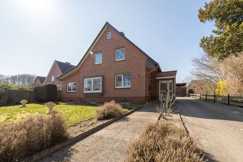 Haus zum Kaufen in Scharnebeck 349.000 € 163.15 m²