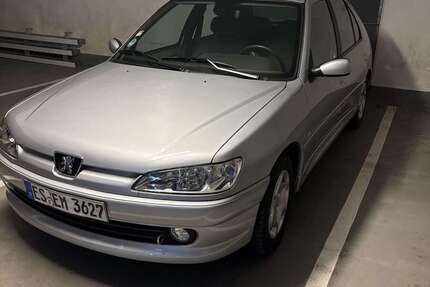 Peugeot 306 74.000 km 2.600 &euro; Stuttgart 70565