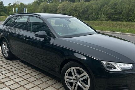 Audi A4 75.351 km 22.000 &euro; Ulm 89075