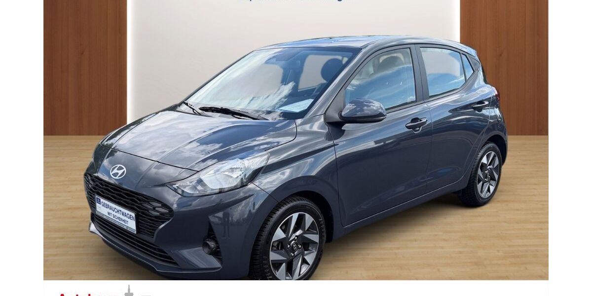 Hyundai i10 13.247 km 17.990 &euro; Stockelsdorf 23617