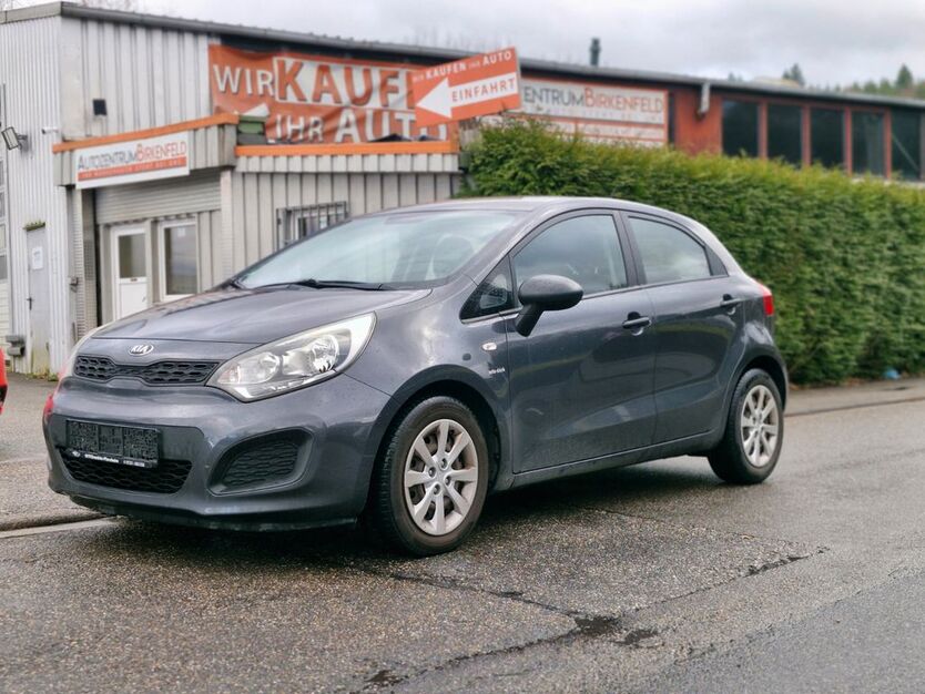 Kia Rio 137.000 km 4.890 € Birkenfeld bei Pforzheim 75217