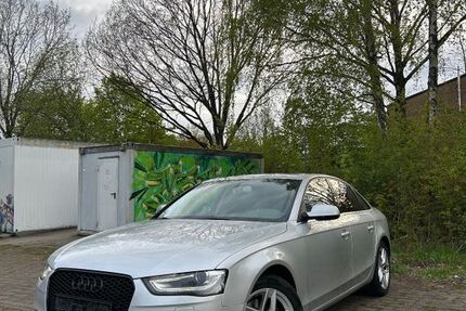 Audi A4 153.000 km 11.900 &euro; Barsbüttel 22885