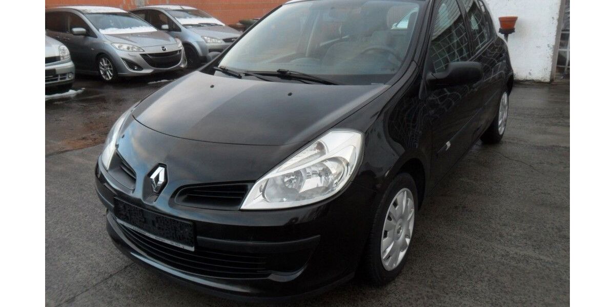 Renault Clio 195.456 km 2.500 &euro; Langenselbold 63505
