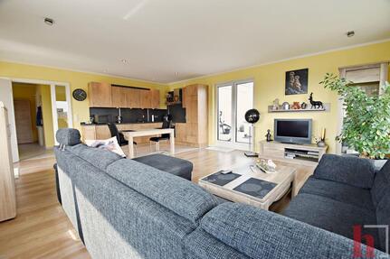 Zentralgelegene 4-Zimmer-PenthouseWohnung mit Loggia & Dachterrasse in Lohne