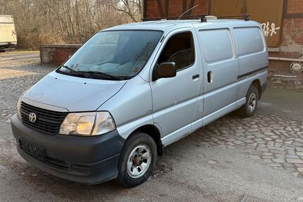 Toyota Hiace 188.659 km 8.900 &euro; HAMBURG 22113