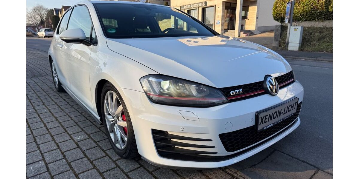 VW Golf 138.000 km 12.790 &euro; Niederwerrn 97464