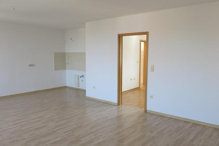 2-Raum-Wohnung (2. Etage) Löbauer Str. 17, 02894 ReichenbachOL zimmer
