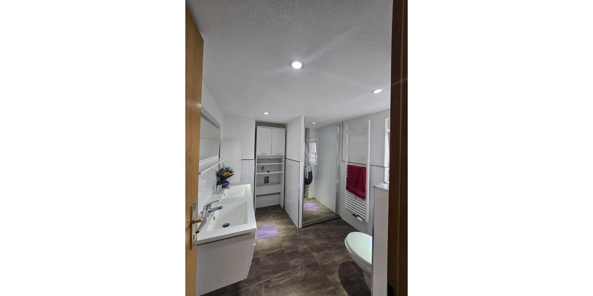 Mehrfamilienhaus, Wohnhaus Mudau - 10 Zimmer, 200 m&sup2;, 185.000&euro; | Angebot:26426884