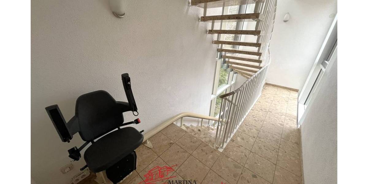 Mehrfamilienhaus, Wohnhaus Göppingen / Jebenhausen Jebenhausen - 6 Zimmer, 129 m&sup2;, 299.000&euro; | Angebot:26657333
