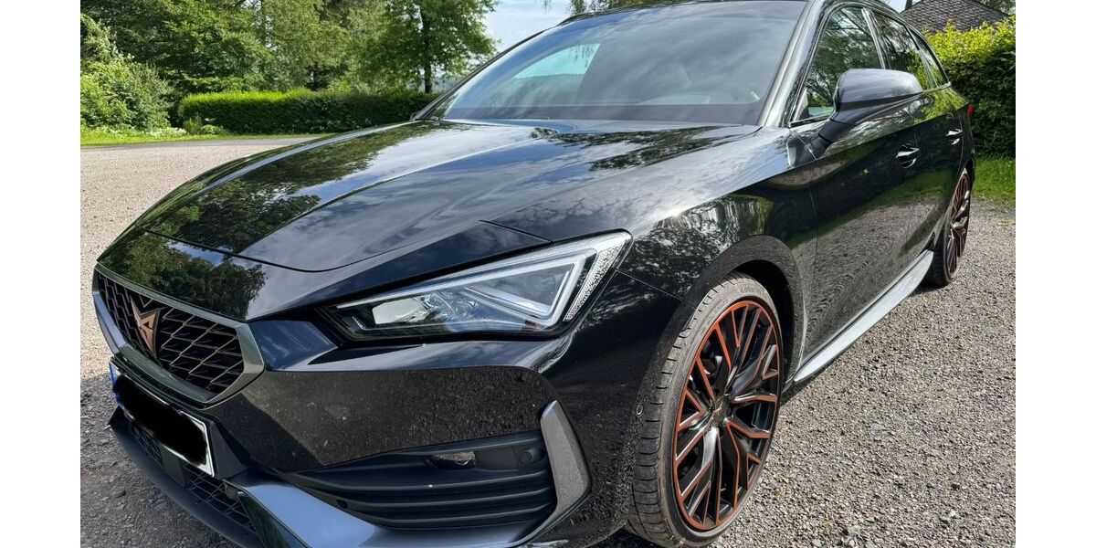Cupra Leon 49.000 km 29.999 &euro; Becheln 56132