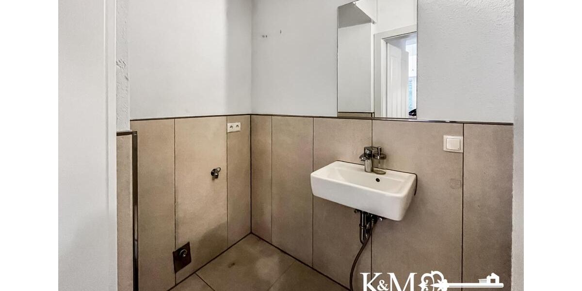 Dachgeschoßwohnung Andernach - 4 Zimmer, 135 m&sup2;, 1.820&euro; | Angebot:26349310