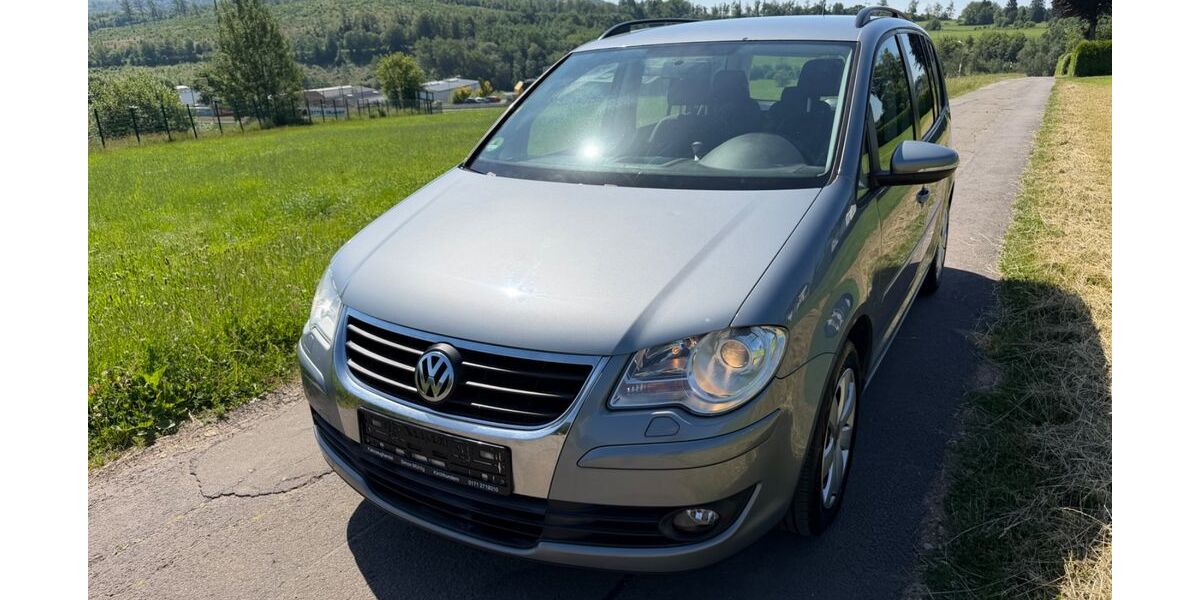 VW Touran 168.000 km 7.990 &euro; Kirchhundem 57399