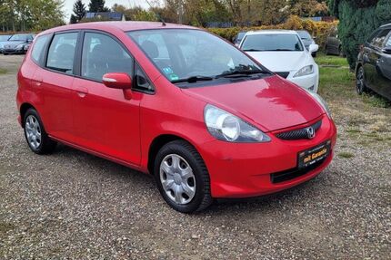 Honda Jazz 207.000 km 1.700 € Berlin 13127