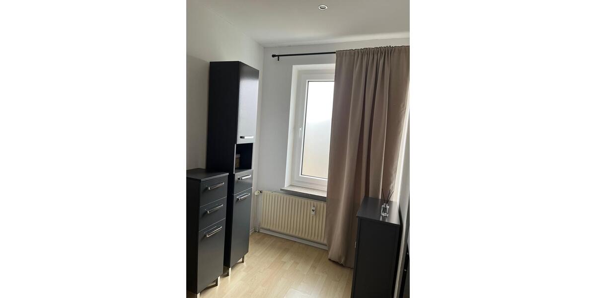Etagenwohnung Bunde - 3 Zimmer, 80 m&sup2;, 599&euro; | Angebot:26408263