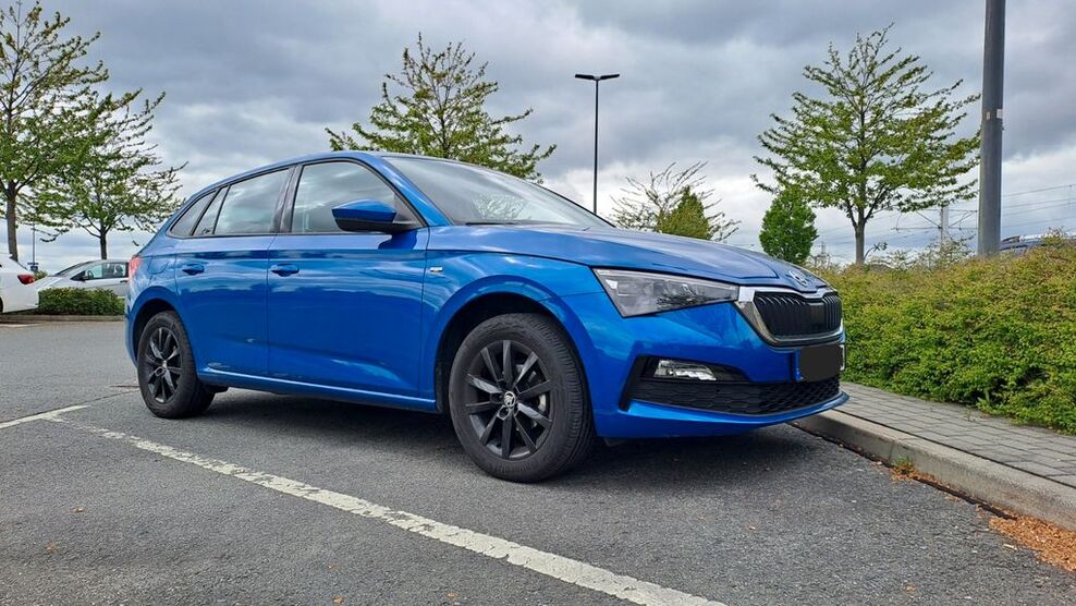 Skoda Scala 49.800 km 14.150 € Dresden 01217