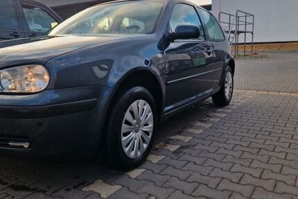 VW Golf 125.000 km 3.300 &euro; Neuhof 36119