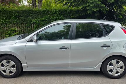 Hyundai i30 118.000 km 3.490 &euro; München 81379