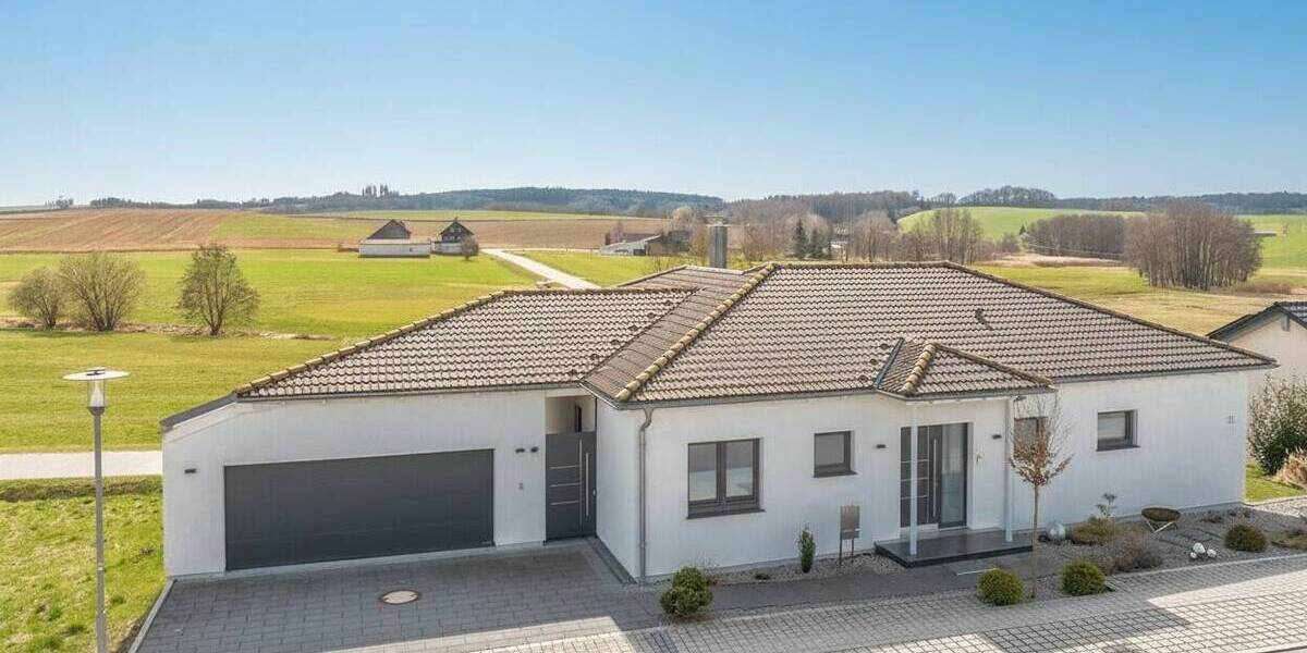 Bungalow Haarbach - 4 Zimmer, 150 m&sup2;, 698.000&euro; | Angebot:25997539