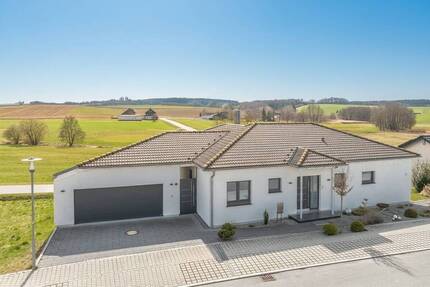 Haus Haarbach - 4 Zimmer, 150 m&sup2;, 698.000&euro; | Angebot:25997539