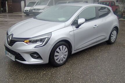 Renault Clio 8.500 km 13.400 &euro; Feldgeding 85232