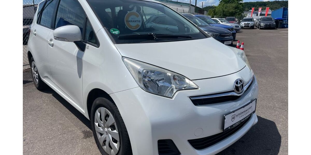 Toyota Verso-S 127.000 km 5.999 &euro; Lebach 66822