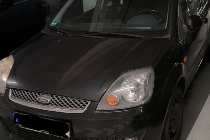 Ford Fiesta 222.500 km 1.300 &euro; Bonn 53175