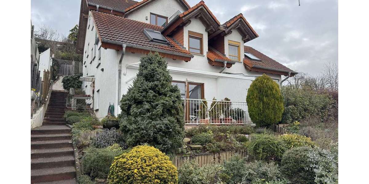 Etagenwohnung Zornheim - 3 Zimmer, 83 m&sup2;, 950&euro; | Angebot:25140959