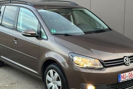VW Touran 220.000 km 6.300 &euro; Neu-Ulm 89231
