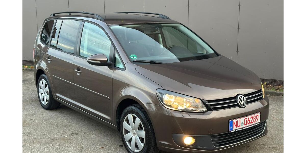 VW Touran 220.000 km 6.300 &euro; Neu-Ulm 89231