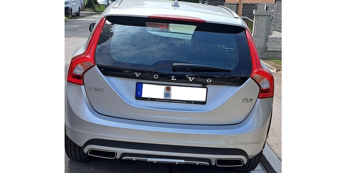 Volvo V60 93.000 km 23.900 € Dachau 85221