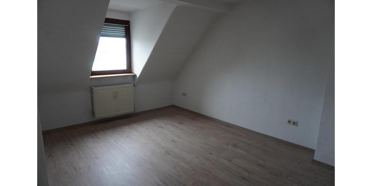 3 Zimmer DG-Wohnung Sennfeld ab 01.02.26 3 zimmer