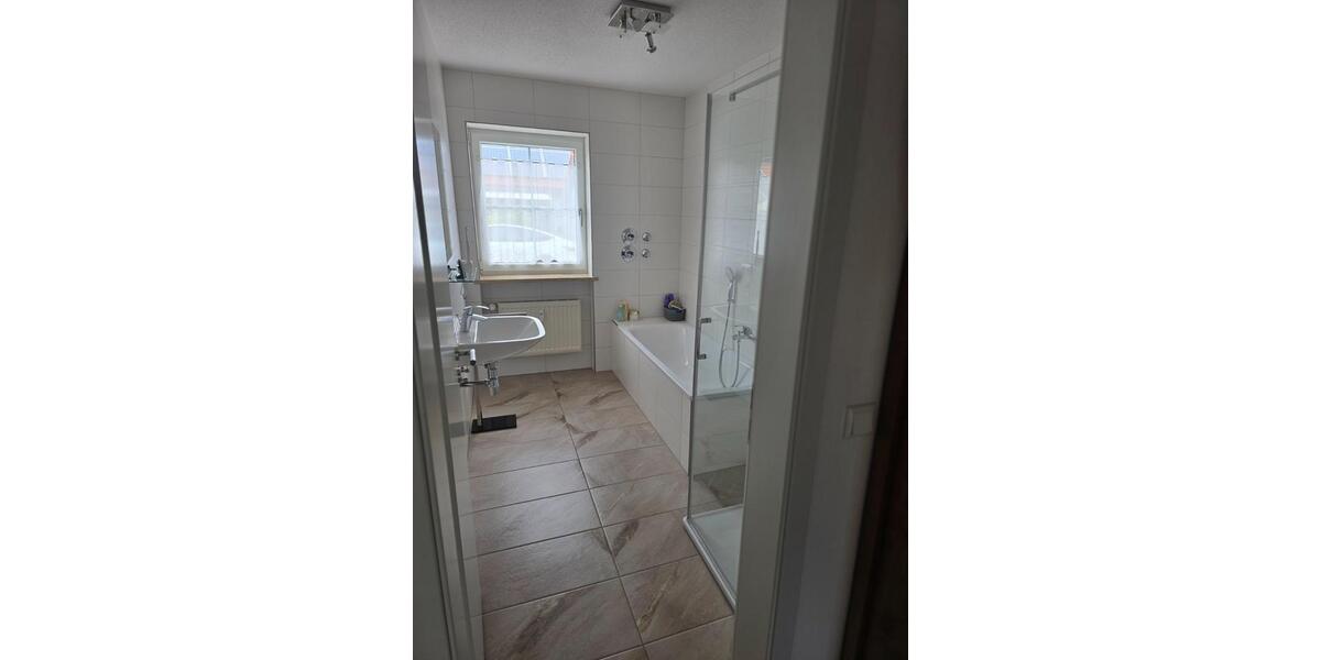 Erdgeschoßwohnung Thalmassing - 2 Zimmer, 66 m&sup2;, 285.000&euro; | Angebot:27005916