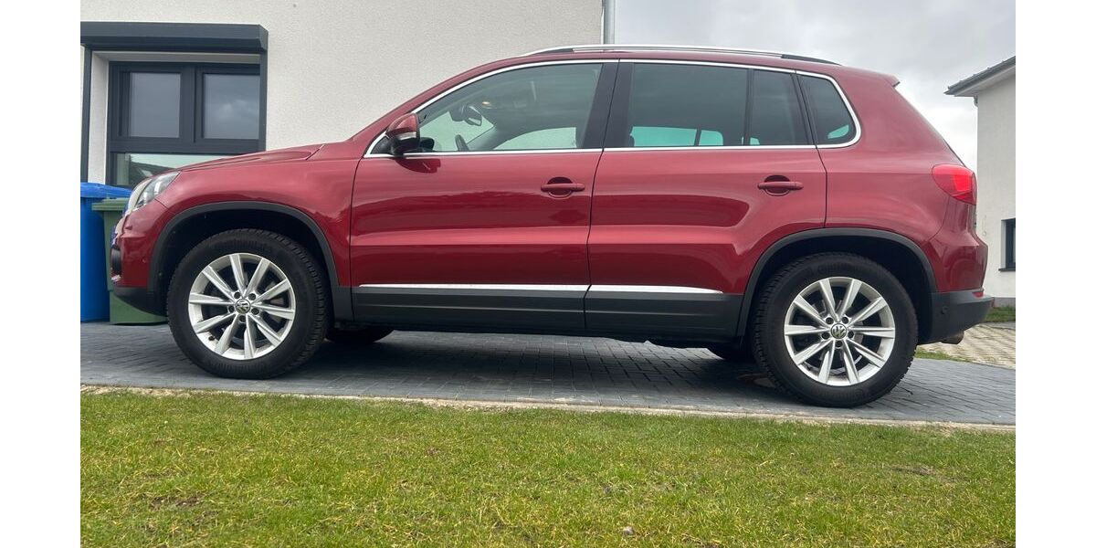VW Tiguan 156.000 km 10.700 &euro; Sarstedt 31157