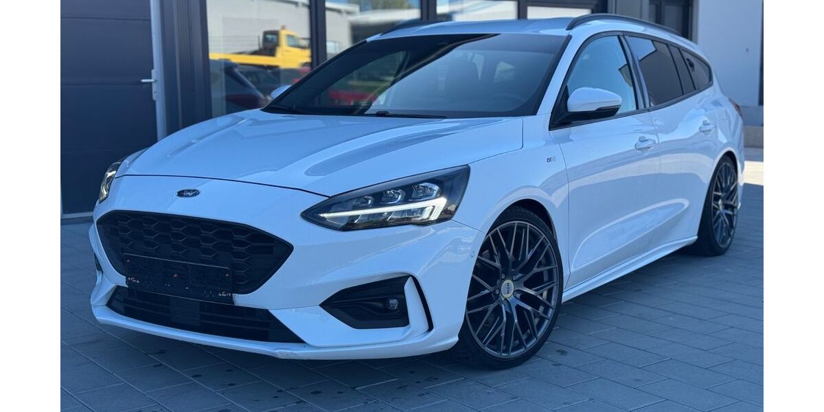 Ford Focus 85.000 km 13.990 &euro; Oberferrieden/Burgthann 90559