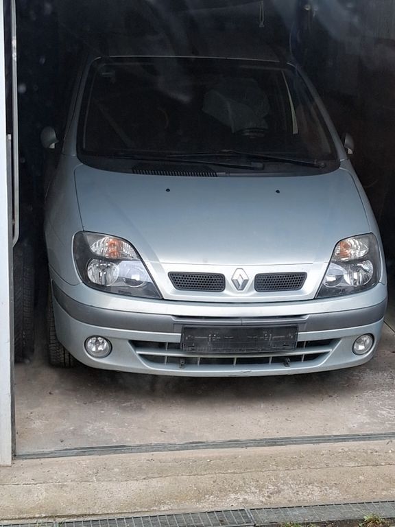 Renault Scenic 215.045 km 1.000 € Ingelbach 57610
